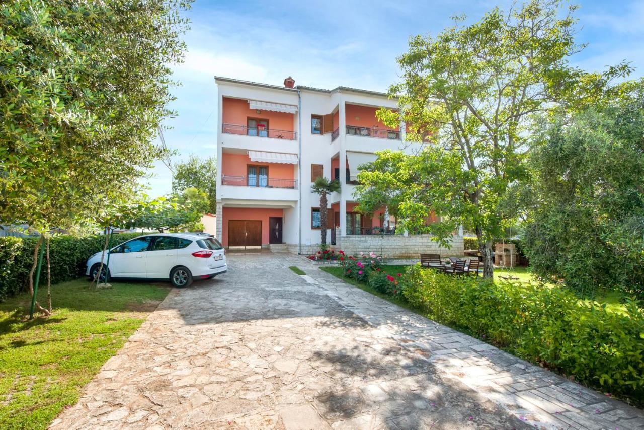 Apartments Adria Rovinj Eksteriør bilde