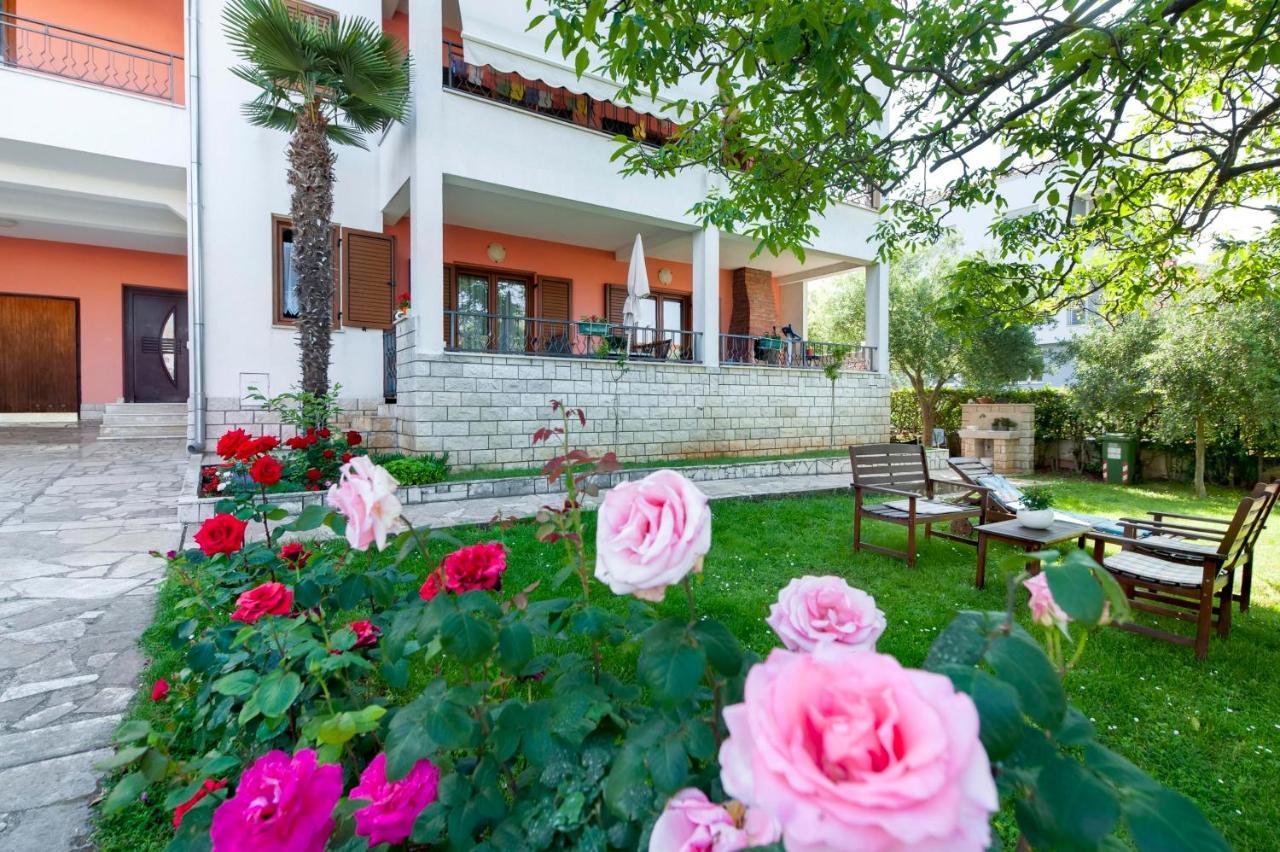 Apartments Adria Rovinj Eksteriør bilde
